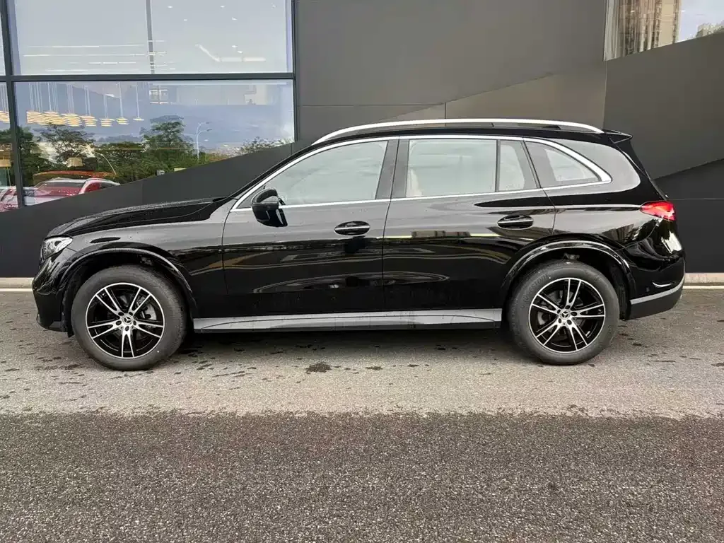 Mercedes-Benz GLC 2024 из CN, фото 4