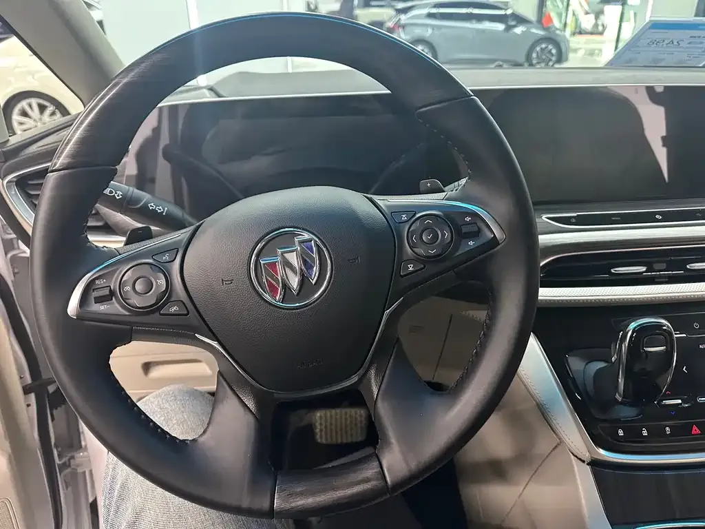 Buick GL8 2023 из CN, фото 9