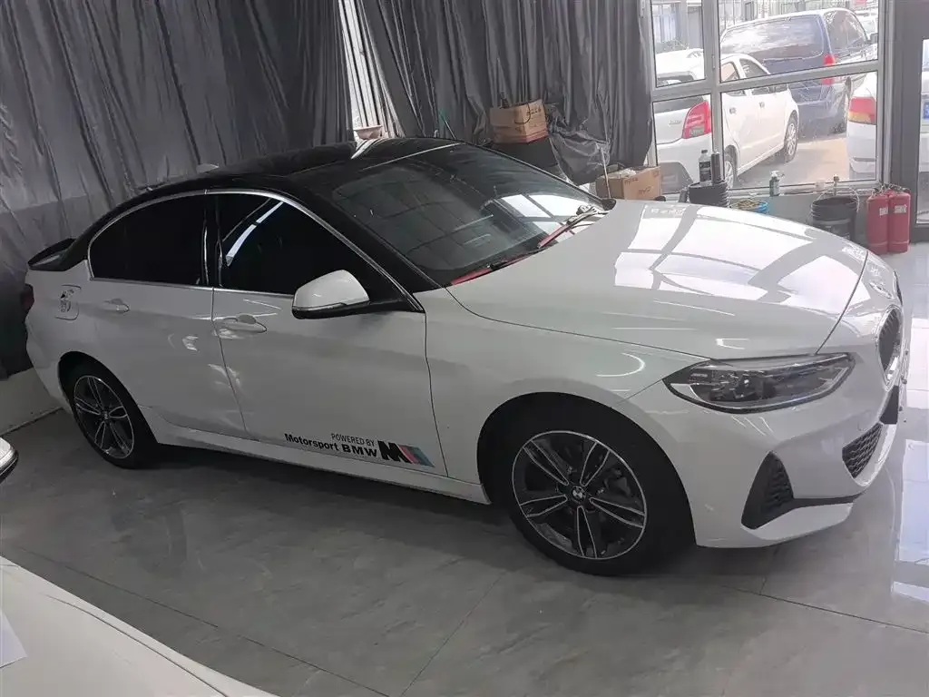 BMW 1 Series 2022 из CN, фото 4
