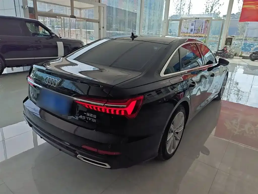 Audi A6L 2022 из CN, фото 7