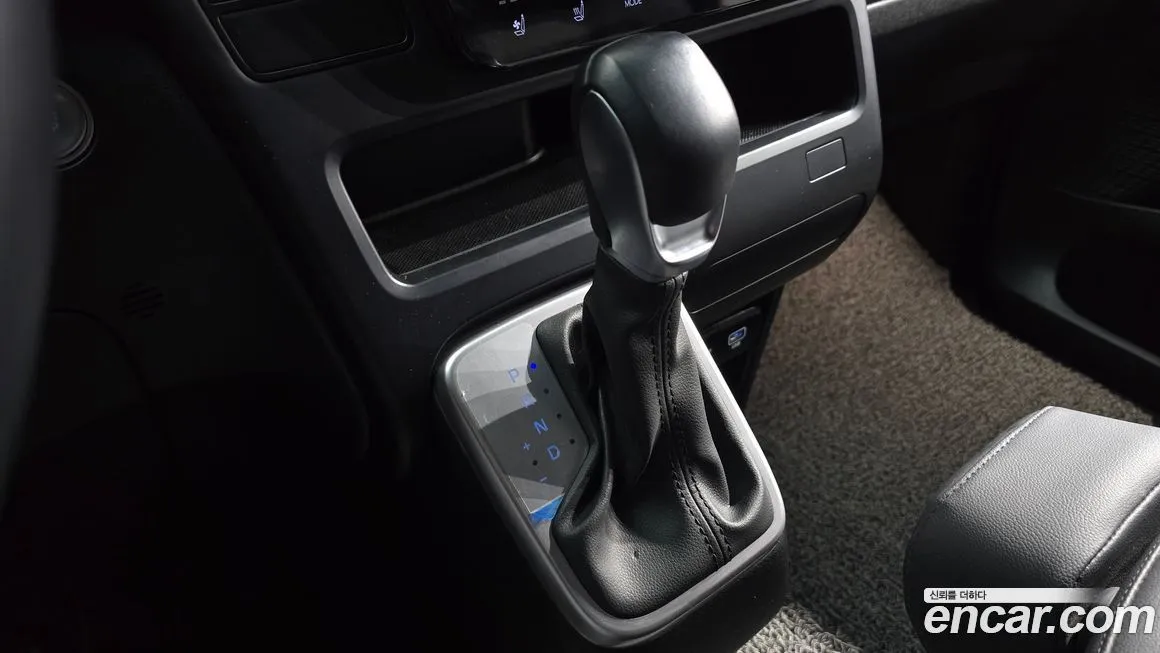 Hyundai Staria 2025 из KR, фото 9