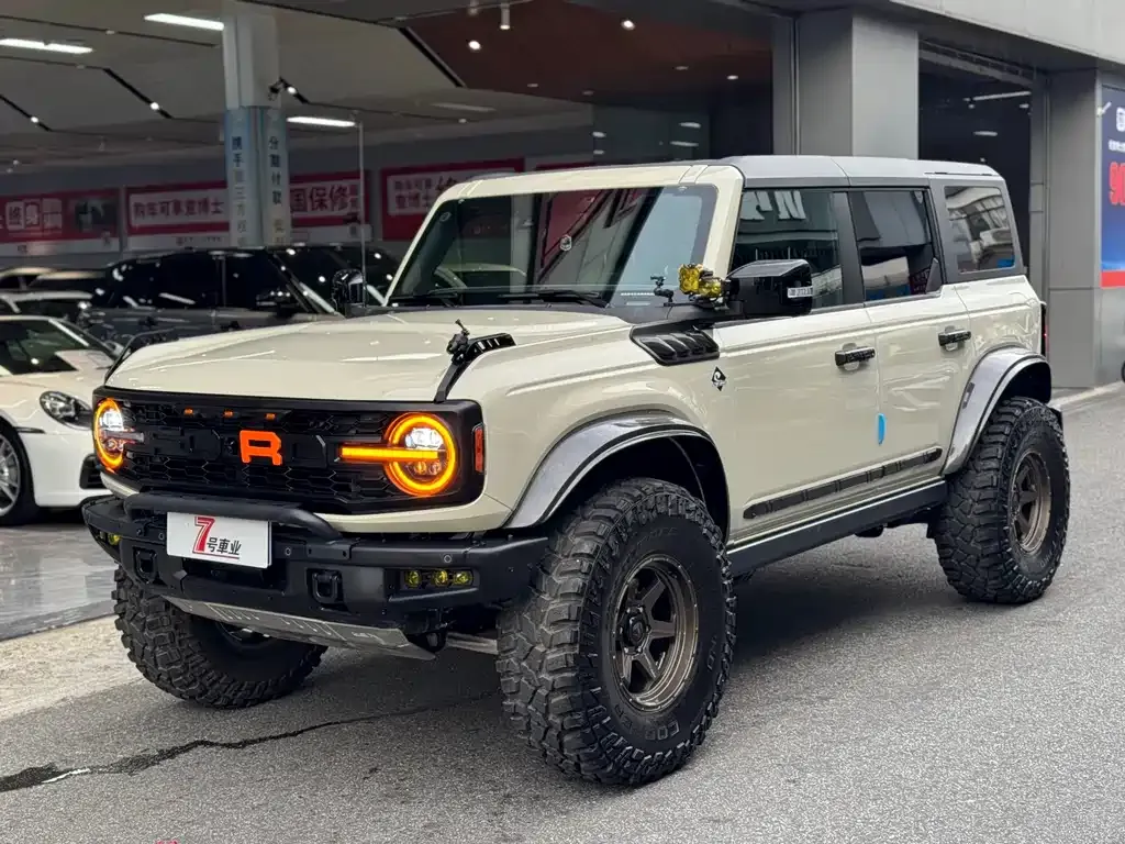 Ford Bronco 2024 из CN, фото 1
