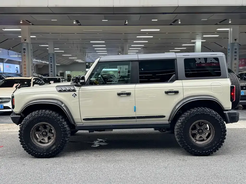 Ford Bronco 2024 из CN, фото 5