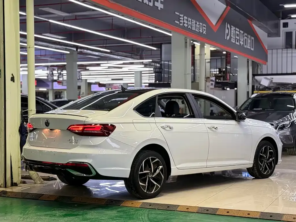 Volkswagen Lavida 2022 из CN, фото 2