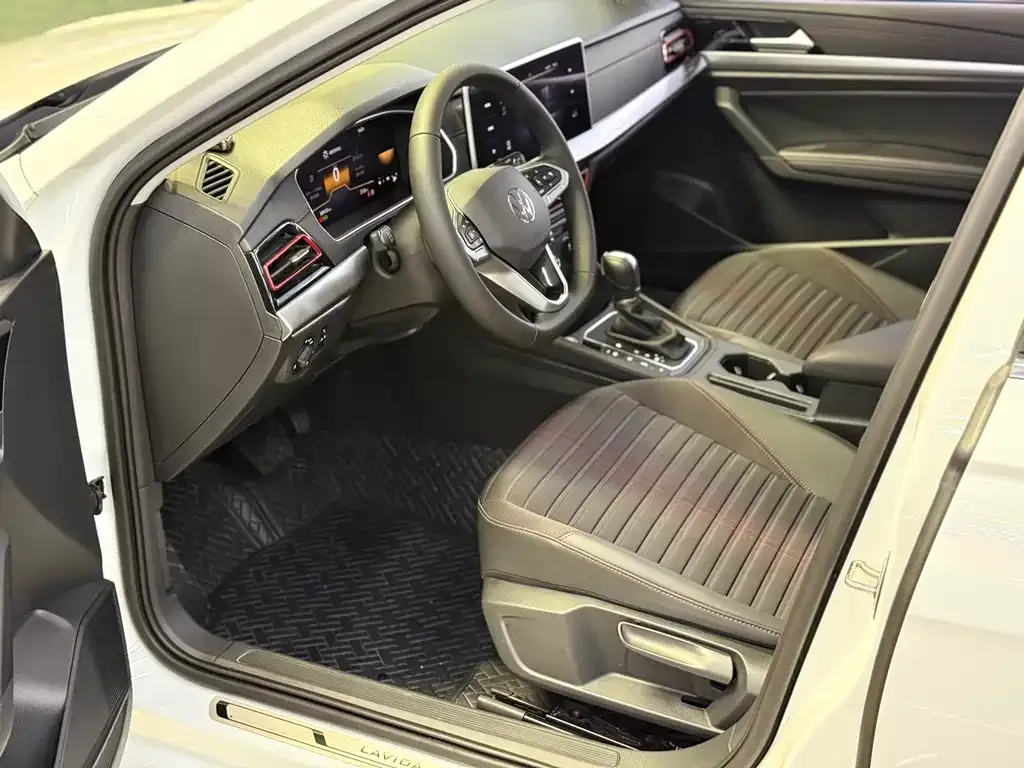 Volkswagen Lavida 2022 из CN, фото 4