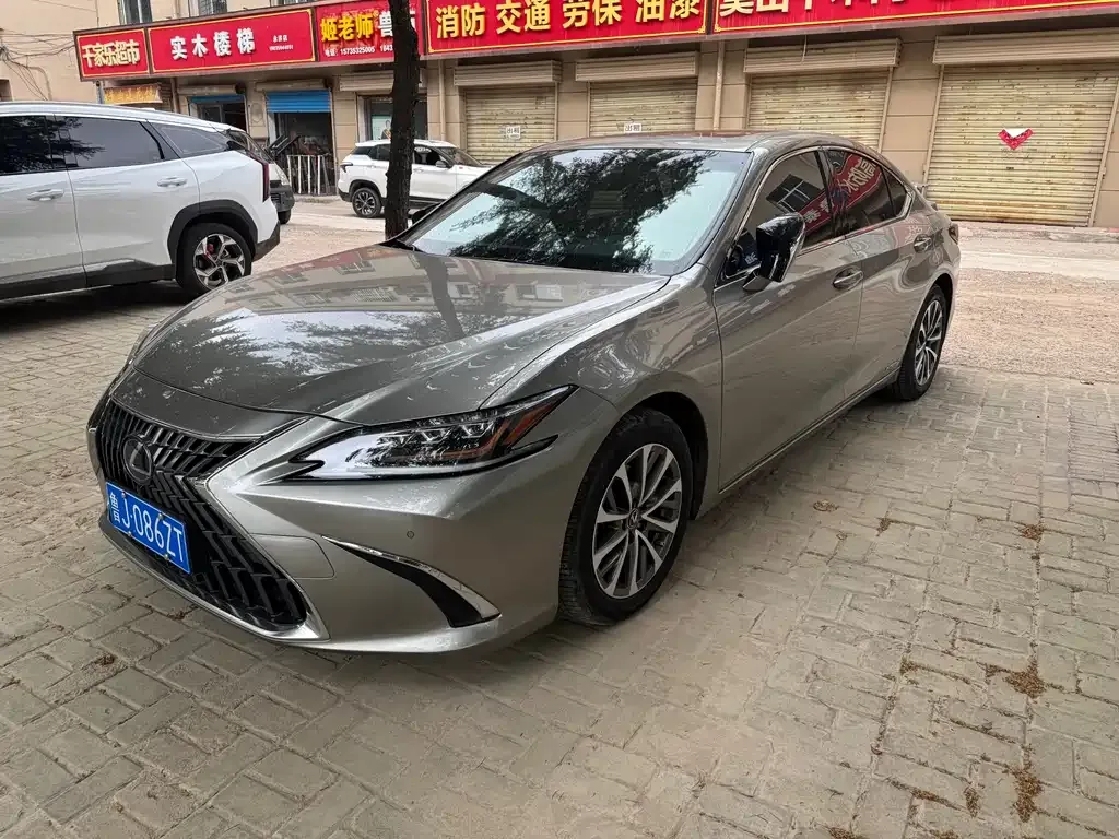 Lexus ES 2022 из CN, фото 2