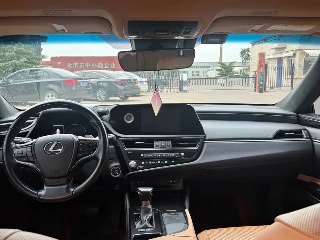 Lexus ES 2022 из CN, фото 7