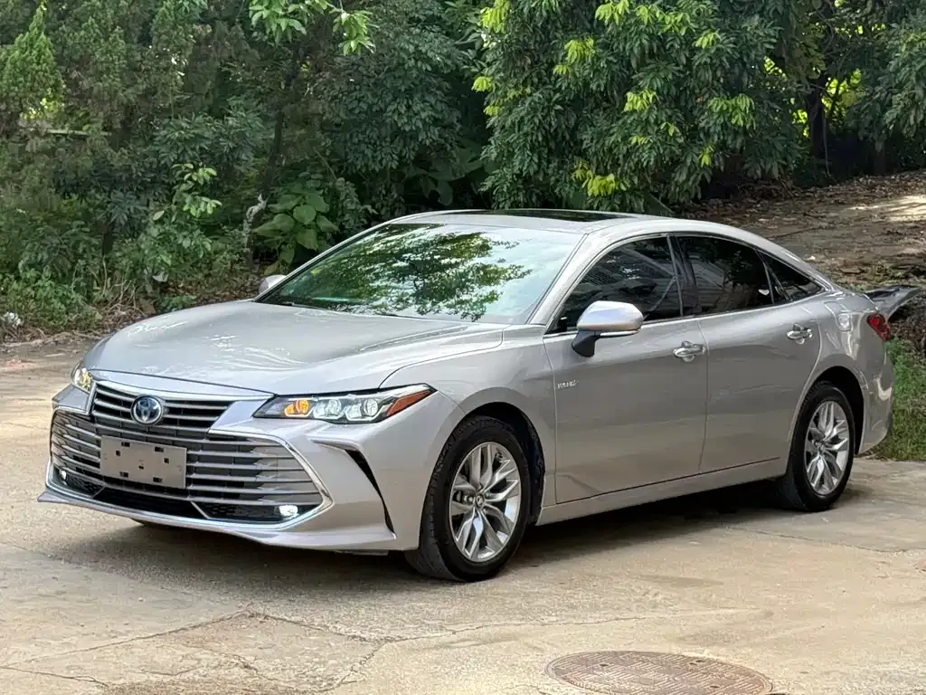Toyota Avalon 2022 из CN, фото 1
