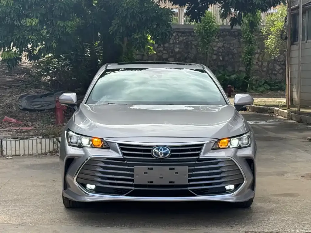 Toyota Avalon 2022 из CN, фото 2