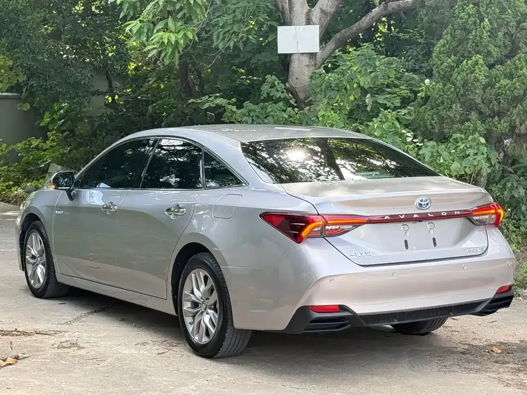 Toyota Avalon 2022 из CN, фото 4