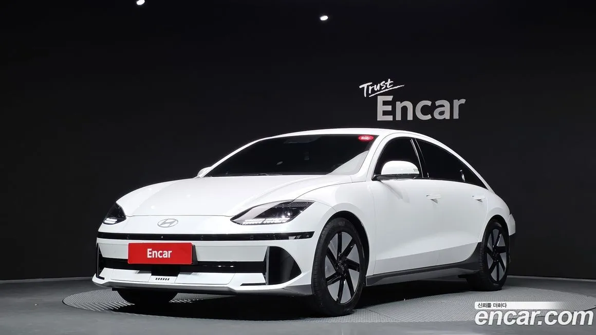 Hyundai Ioniq6 — фото 1