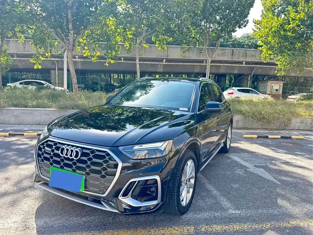 Audi Q5L 2022 из CN, фото 1