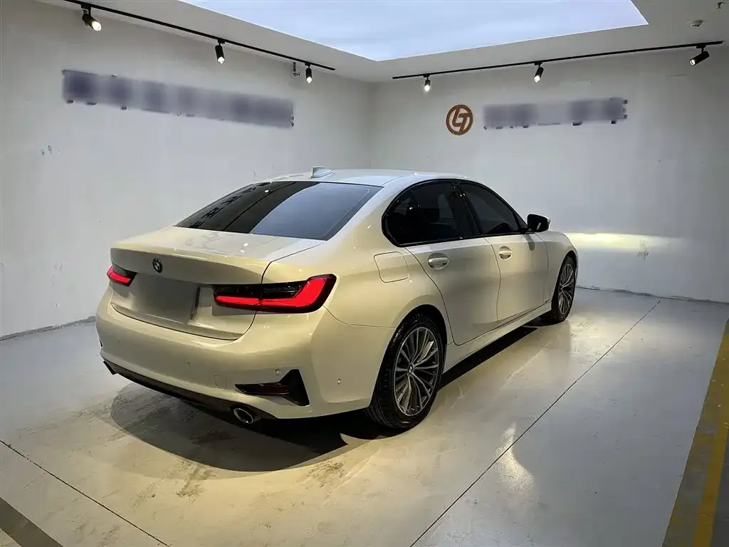 BMW 3 Series — фото 10