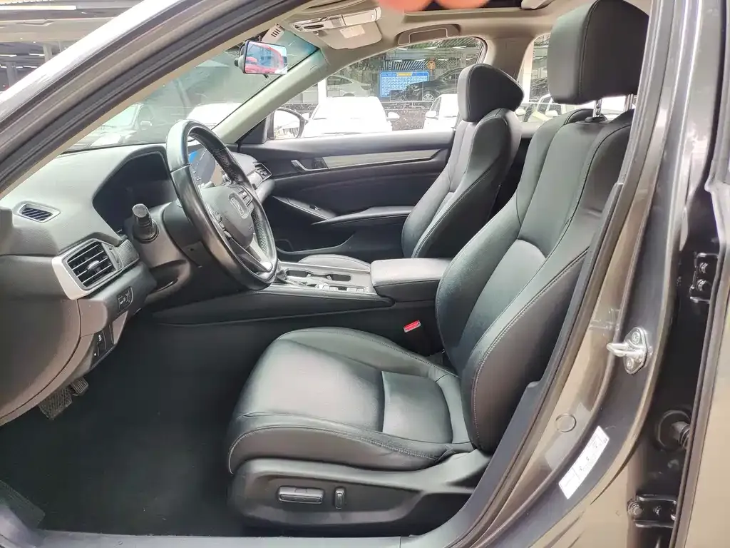 Honda Accord 2021 из CN, фото 4