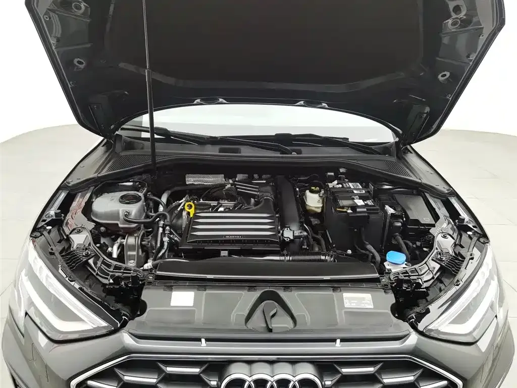 Audi A3 2023 из CN, фото 6