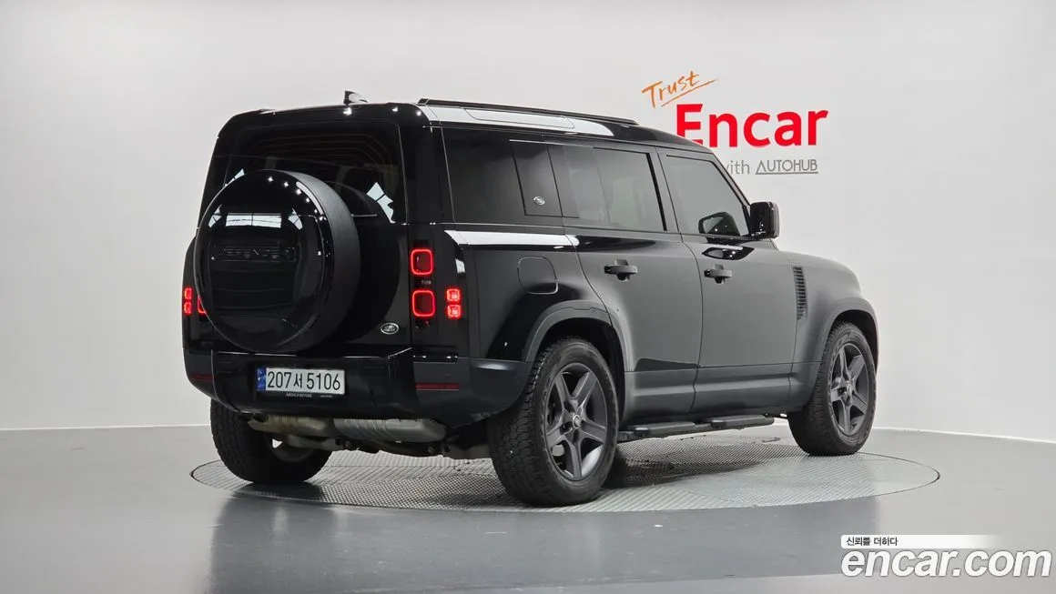 Land Rover Defender 2023 из KR, фото 2
