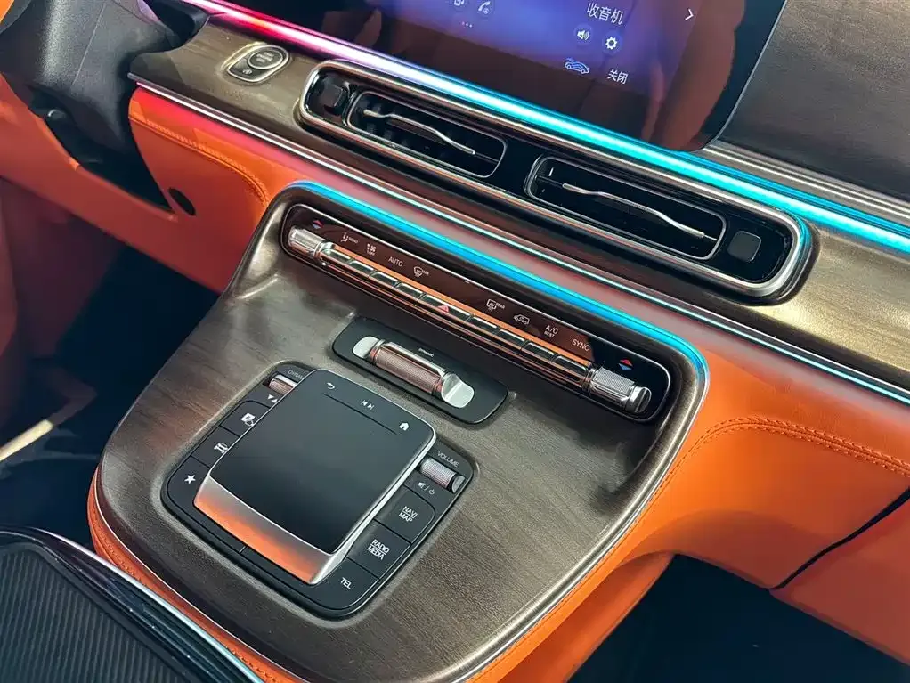 Mercedes-Benz Vito 2025 из CN, фото 8