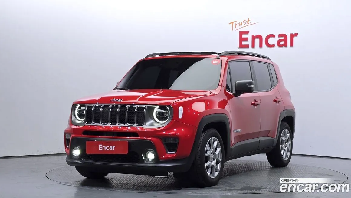 Jeep Renegade — фото 1