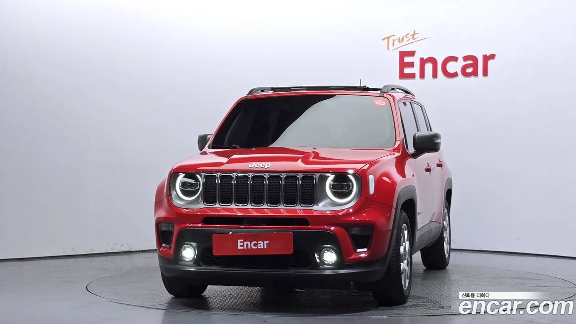 Jeep Renegade — фото 3