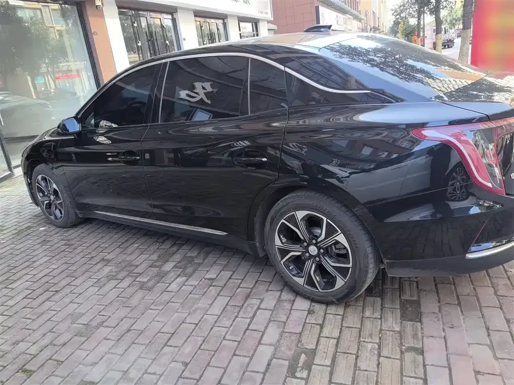 Hongqi E-QM5 2023 из CN, фото 5