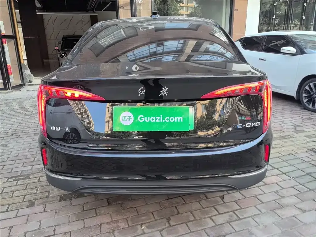 Hongqi E-QM5 2023 из CN, фото 6