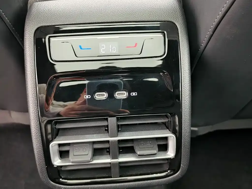 Volkswagen Tiguan L 2024 из CN, фото 9