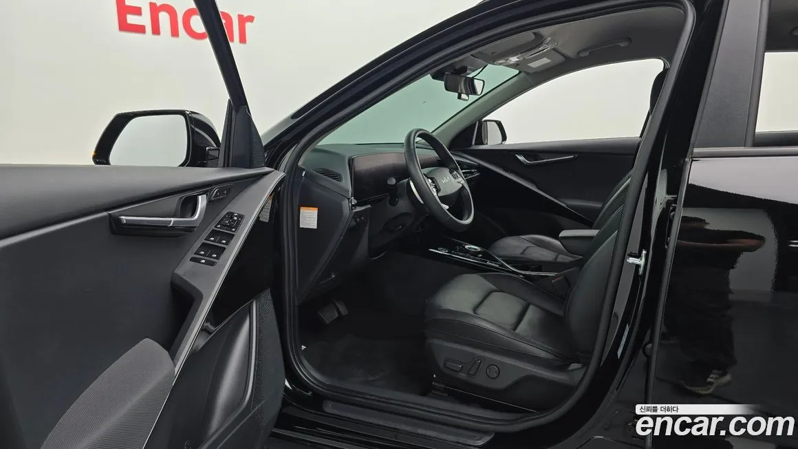 Kia Niro — фото 10