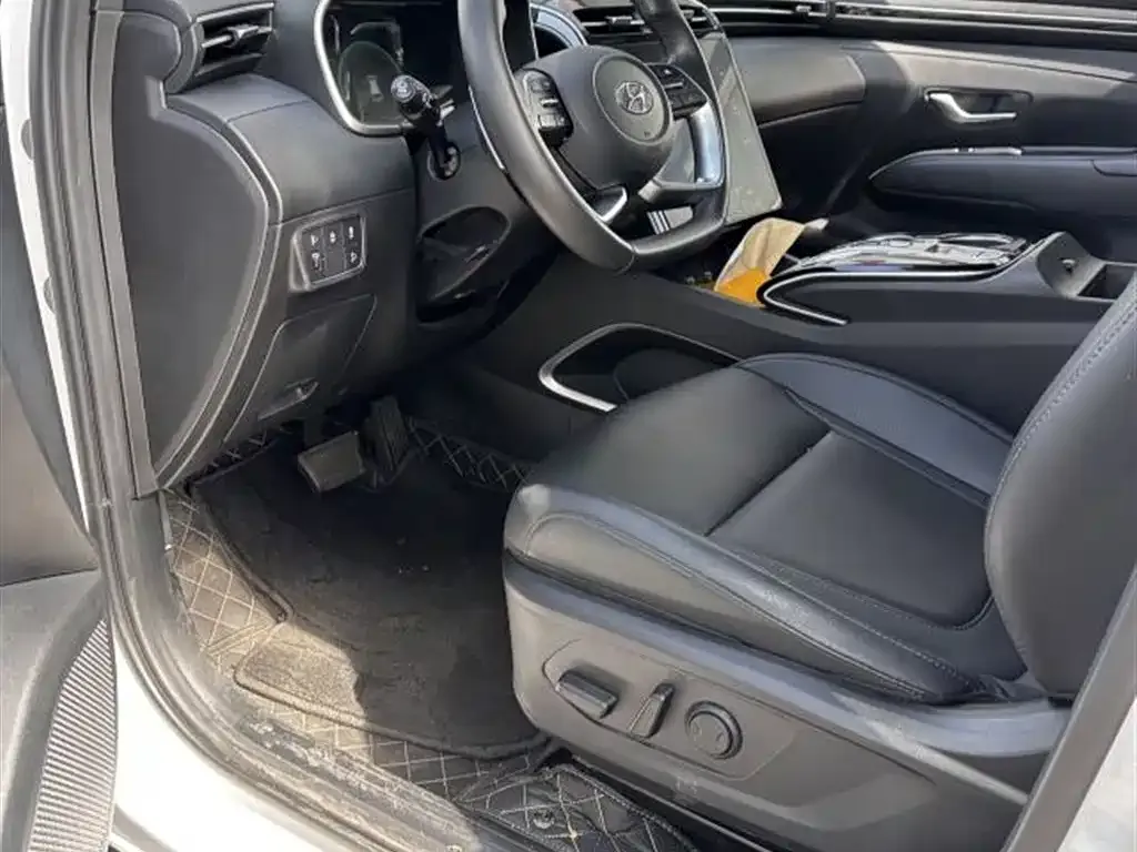 Hyundai Tucson 2022 из CN, фото 2
