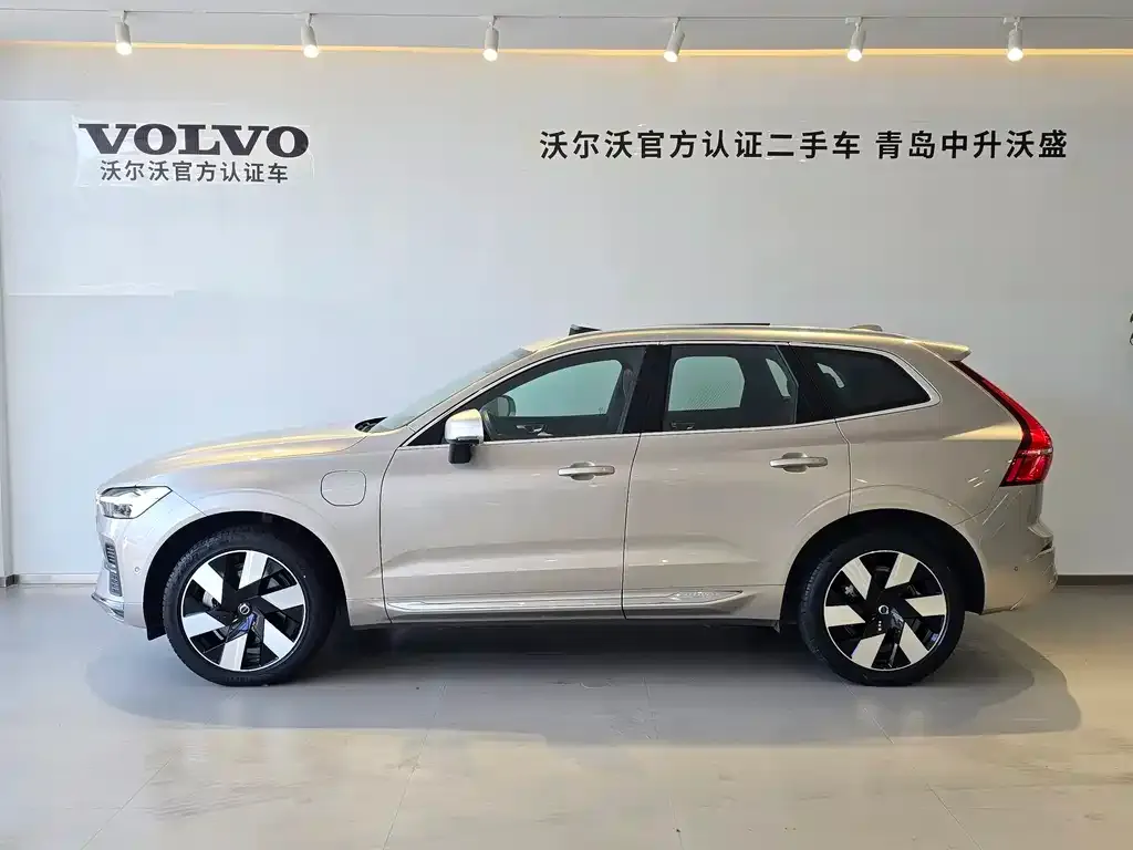 [object Object] XC60 PHEV 2023 из CN, фото 2