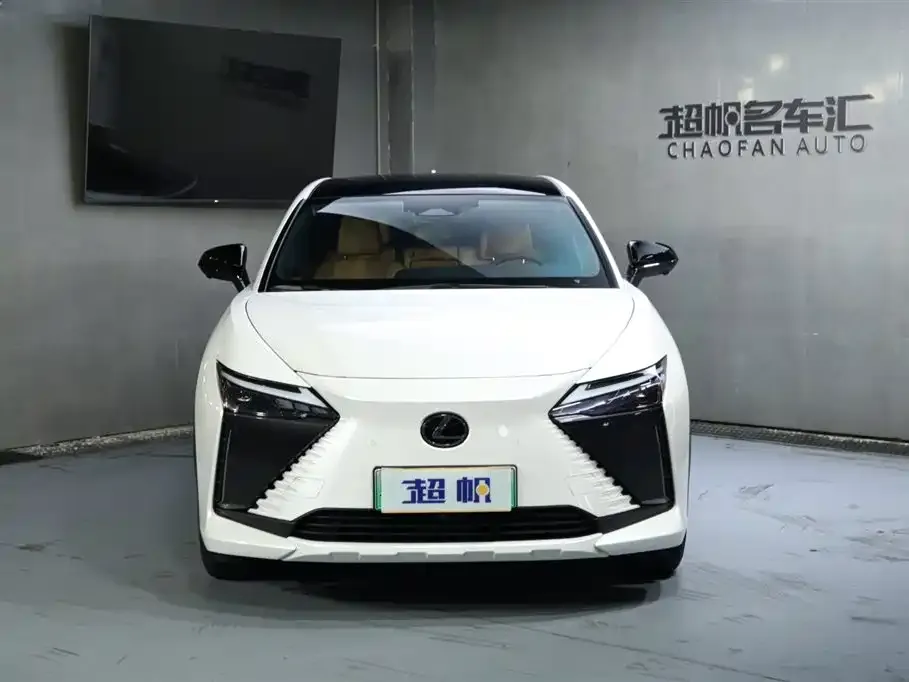 Lexus RZ 2023 из CN, фото 2