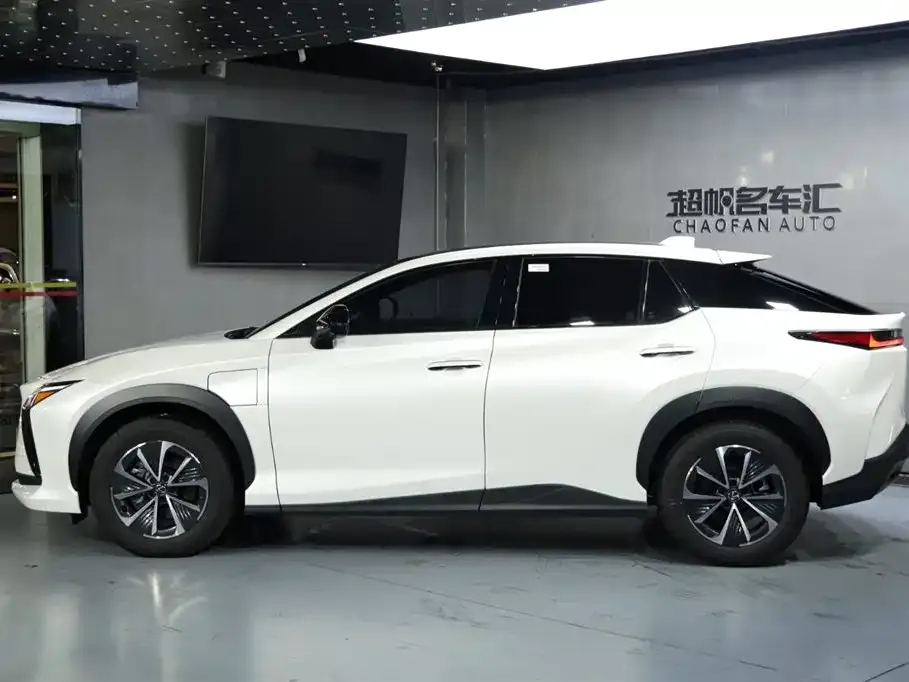 Lexus RZ 2023 из CN, фото 6