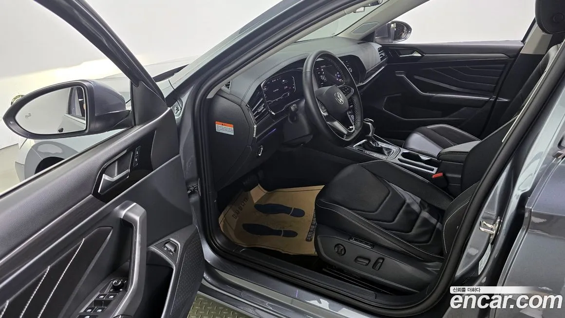 Volkswagen Jetta 2023 из KR, фото 10