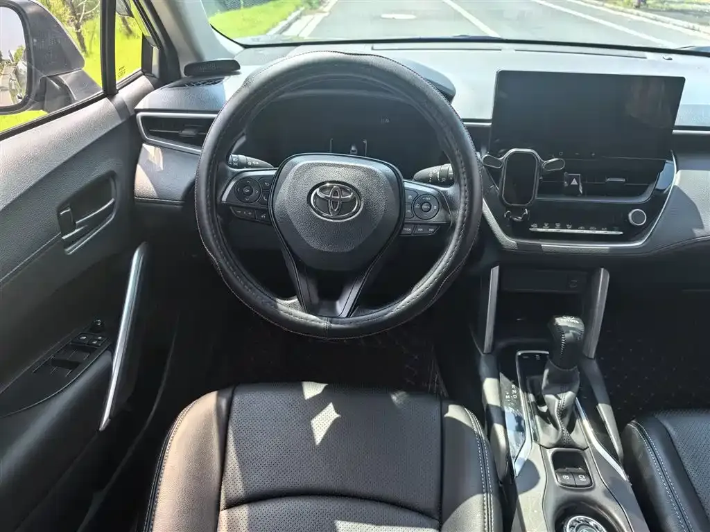 [object Object] Corolla Cross 2025 из CN, фото 4