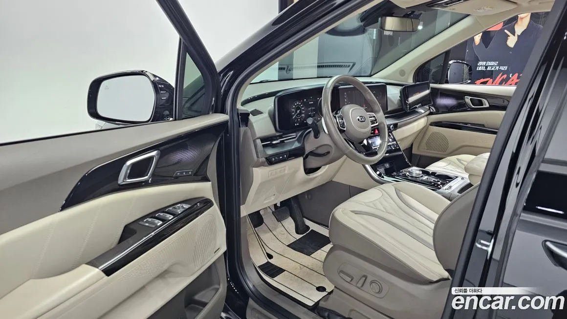 Kia Carnival — фото 10