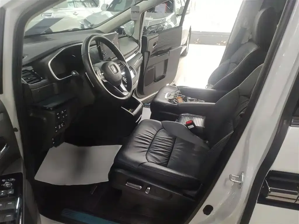 Honda Elysion 2023 из CN, фото 8