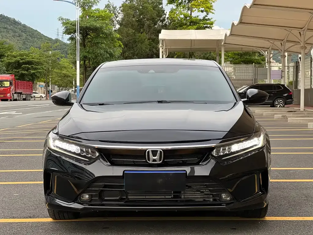 Honda Inspire 2022 из CN, фото 2