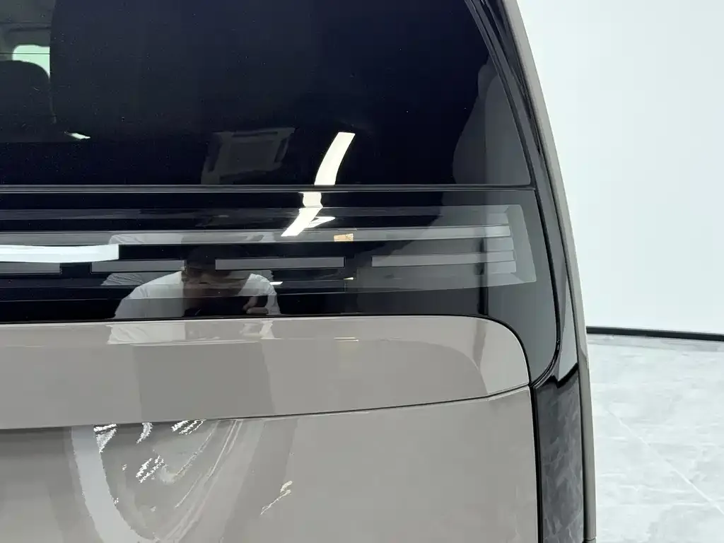 Li Auto MEGA 2024 из CN, фото 9
