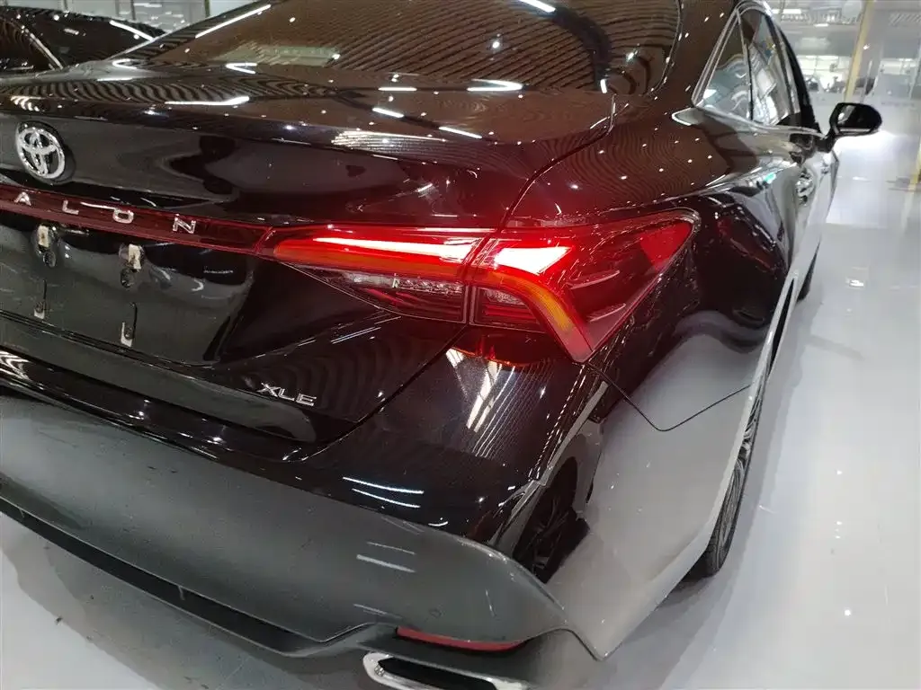 Toyota Avalon 2022 из CN, фото 8