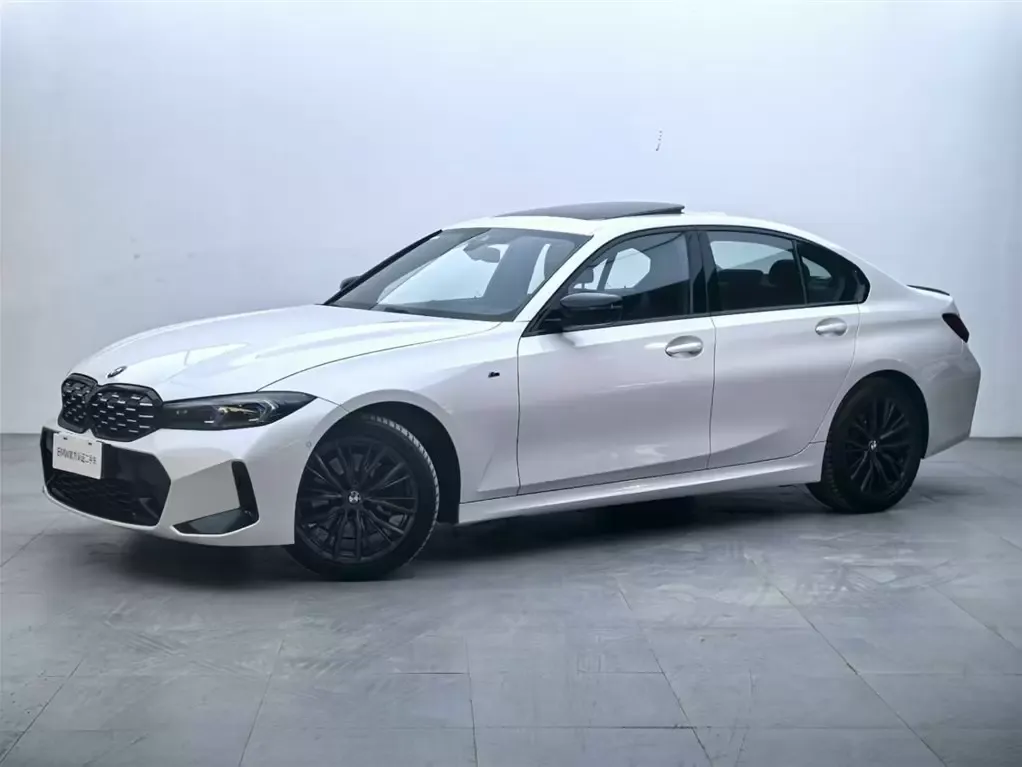 BMW 3 Series 2023 из CN, фото 1