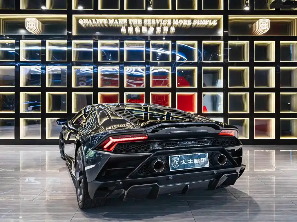 Lamborghini Huracan 2023 из CN, фото 4