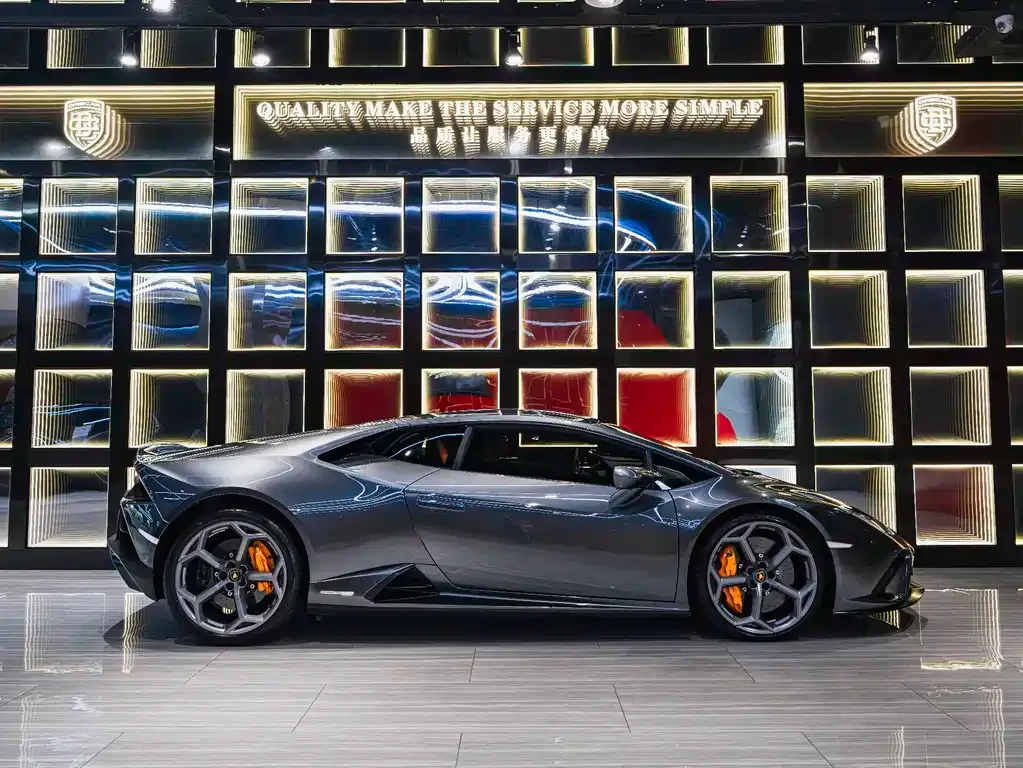 Lamborghini Huracan 2023 из CN, фото 7