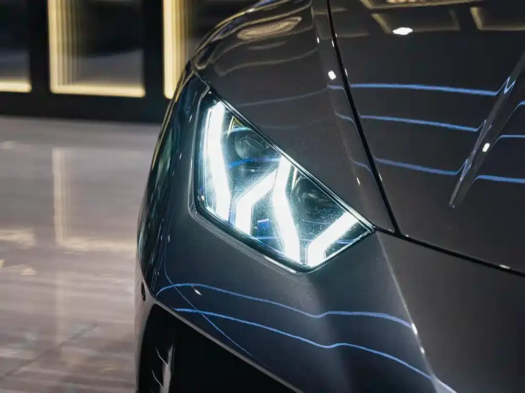 Lamborghini Huracan 2023 из CN, фото 8