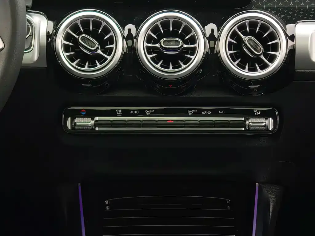 Mercedes-Benz GLB 2024 из CN, фото 8