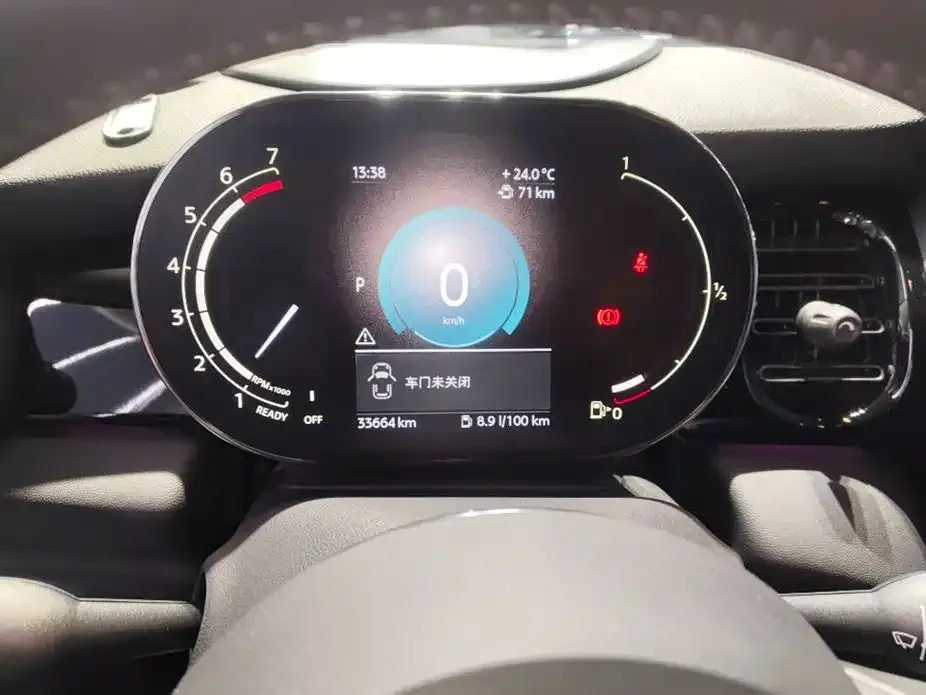 MINI Cooper (3-door) 2023 из CN, фото 5