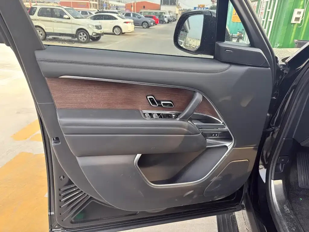Land Rover Range Rover 2023 из CN, фото 8