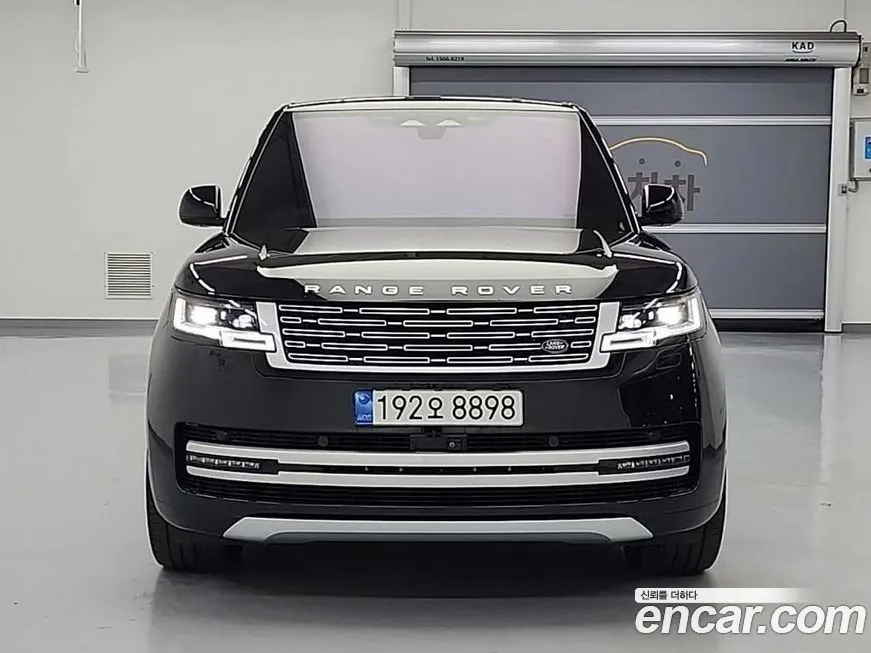 Land Rover Range Rover 2023 из KR, фото 2