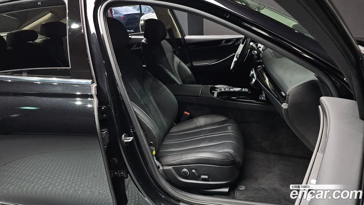 Genesis G80 — фото 10