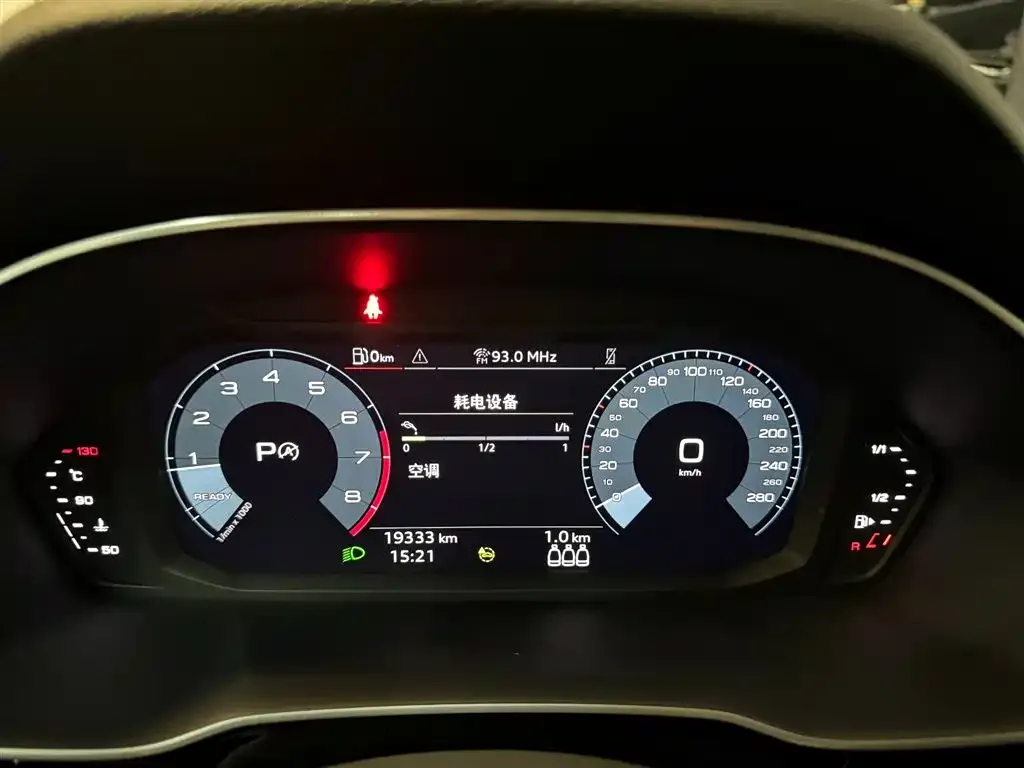Audi Q3 2023 из CN, фото 10