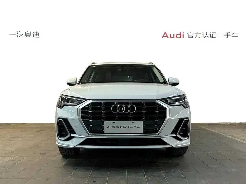 Audi Q3 2023 из CN, фото 2