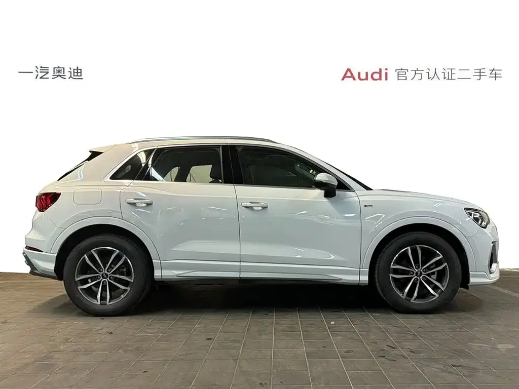 Audi Q3 2023 из CN, фото 4